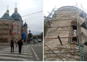 Тернополяни обуренні встановленням пластикового вікна в одному з найстаріших храмів міста
