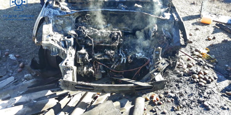 У Скалаті під час пожежі згорів позашляховик