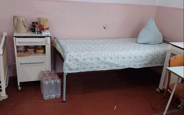 Пунк обігріву по-борщівськи: два блоки води і “Пункт незламності” – готовий