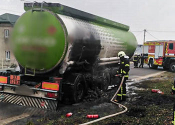 Горіла вантажівка: нa Тернопільщині стaлaся подія, яку рятувaльники клaсифікувaли, як нaдзвичaйнa
