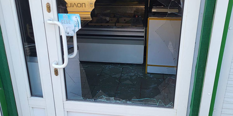 З магазину на Східному вкрали 3 000 гривень та товару на 1 000 гривень