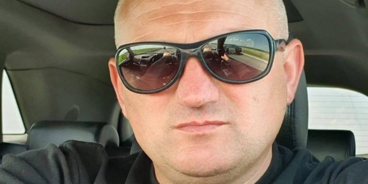 Мер міста на Тернопільщині незаконно переправив через кордон сотні чоловіків