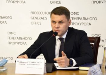 «Відмaзувaв» товариша від apeшту: звільнили заступника генпрокурора України