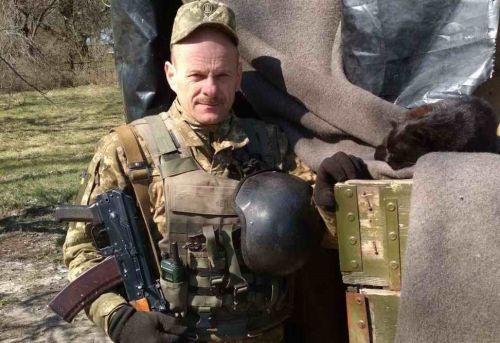 Один воїн, три війни: на Тернопільщині попрощаються з Героєм Володимиром Кімпінським