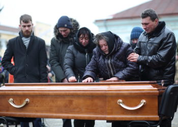 Ще один син ніколи не обійме матір: на Тернопільщині поховали Героя Андрія Слободяна