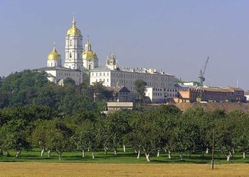 Найбільший монастир Тернопільщини знову показує свої проросійські погляди