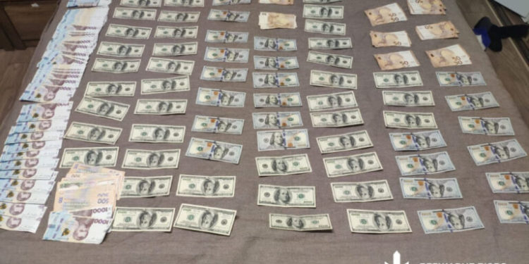 У Тернополі судитимуть податківця, якого спіймали на хабарі