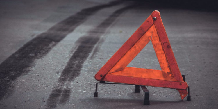 На Тернопільщині під колесами авто загинула жінка