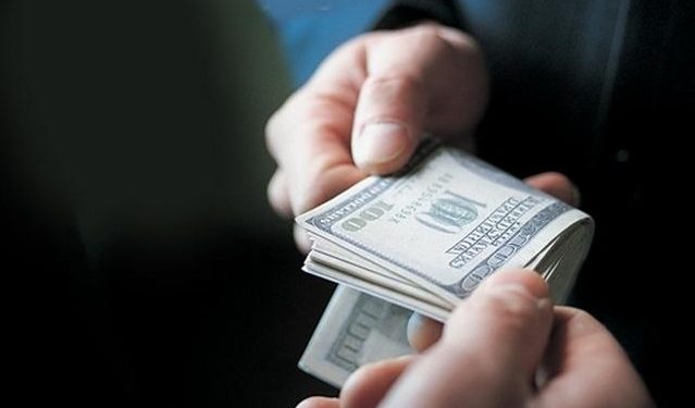 На Тернопільщині через покоління передається “культ хабарництва”