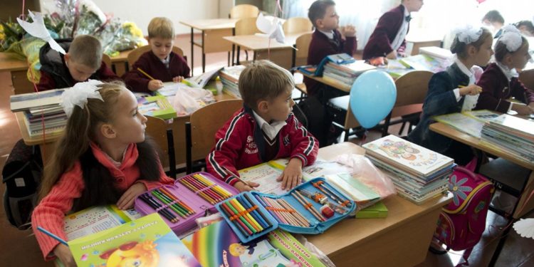 У Тернополі визначили кого першочергово прийматимуть до шкіл та садочків міста