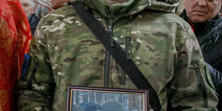 Війна зробила сиротами ще двох дітей: на Тернопільщині поховали Героя Олега Сагайдака