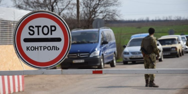 Змінився перелік документів за яким жителі Тернопільщини можуть виїхати за кордон