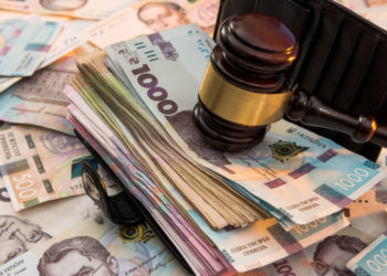 На Тернопільщині ексчиновниця відсудила у держави майже 800 тисяч гривень