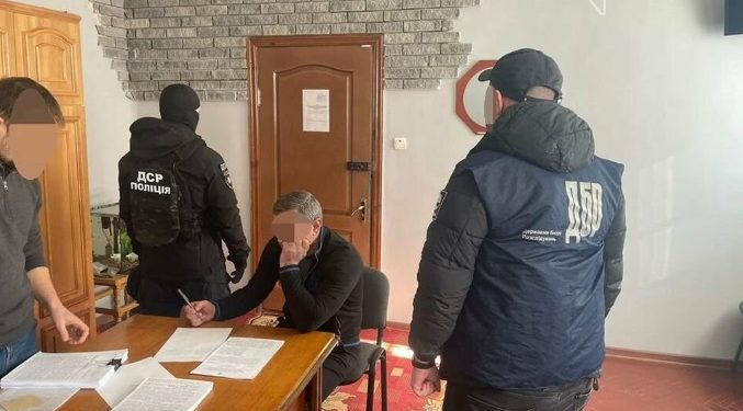 Уродженець Азербайджану налагодив на Тернопільщині прибутковий “бізнес” з продажу наркотиків