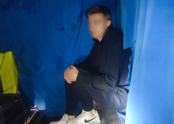 Сховався в багажнику мікроавтобуса: прикордонники затримали жителя Тернопільщини, який хотів незаконно виїхати з країни