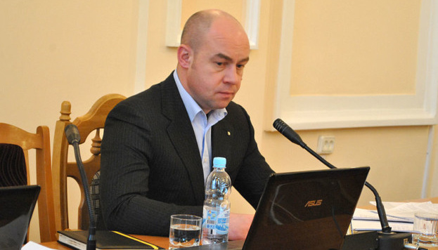 Стало відомо, що мер Тернополя виписував собі премії розміром у 250%