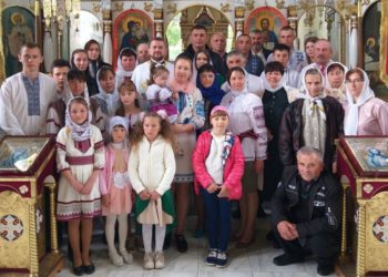 В громаді на Тернопільщині депутати від “ЄС” підтримують “московських попів” і будують їм церкву