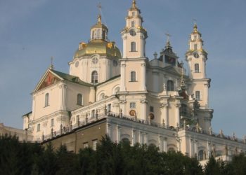 УПЦ МП збільшує активності щодо “захисту” лаври на Тернопільщині