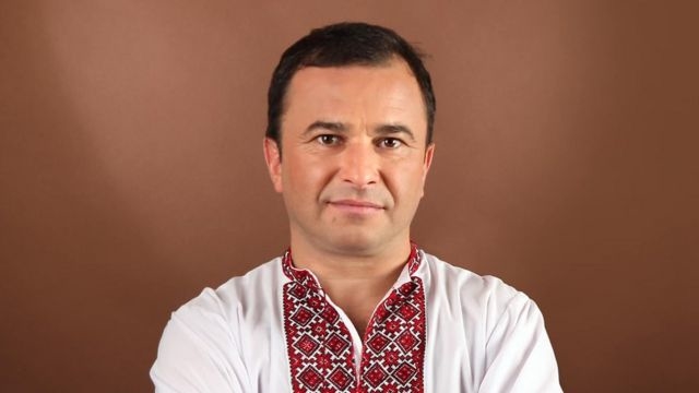 В Берліні скасували концерт відомого тернопільського співака через скандал зі спецперепусткою