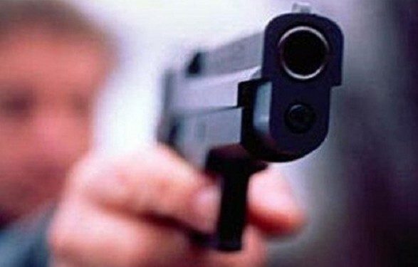 П’яний тернополянин вирішив вгамyвати компанію підлітків за допомогою зброї