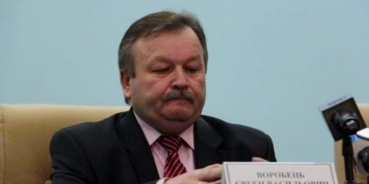 Тернопільський експодатківець подав заяву в поліцію на чоловіка, у якого вимагав хабаря