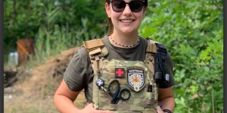 Студентка тернопільського вишу врятувала десятки життів українських воїнів на передовій