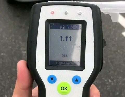 У Тернополі нетверезий водій вщент розтрощив дорогу іномарку