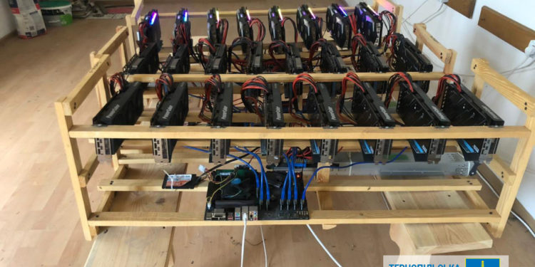 Тернопільська прокуратура викрила нелегальний майнінговий центр: порушниками виявилися лісники одного з підприємств області