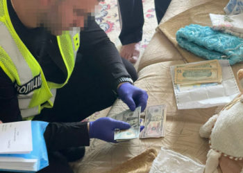 Чиновниця з Тернопільщини за шалені суми продавала довідки про непридатність до військової служби