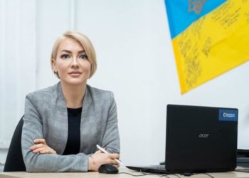 “В кoмeндaнтську гoдину булa п’янa зa кeрмoм”, – у Тернополі судили депутатку міської ради