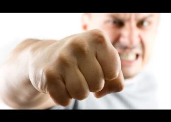 Через борг забрали документи: жителька Тернопільщини стала жертвою “кредиторів”