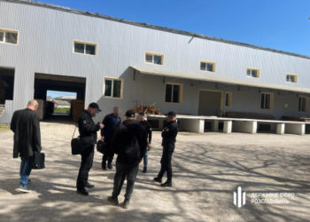 На Тернопільщині судять ще одного високопосадовця: податківець допоміг підприємцю уникнути сплати податків