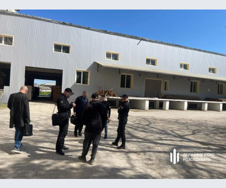 На Тернопільщині судять ще одного високопосадовця: податківець допоміг підприємцю уникнути сплати податків