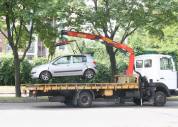 Тернопільські патрульні забрали автомобіль у чоловіка, який заборгував велику суму виконавчій службі