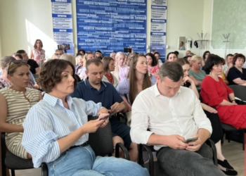 У Тернополі батьки протестують проти об’єднання навчальних закладів