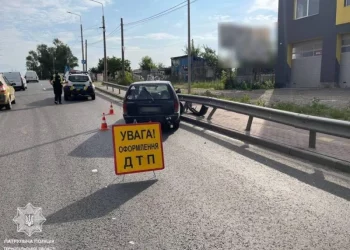 На Гаївському мосту в Тернополі сталася ДТП з потерпілими