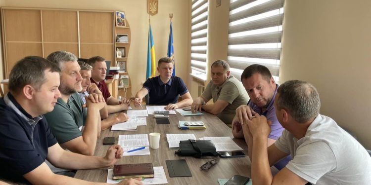 Тернопільські депутати зберуться на сесію без голови?