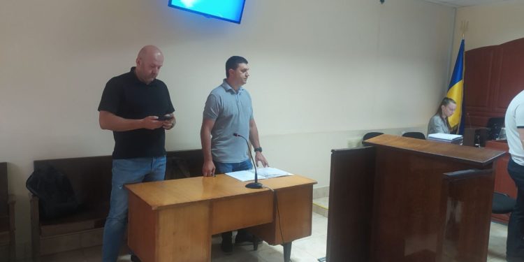 Почався судовий процес у справі тернопільського експодатківця, якого впіймали на хабарі