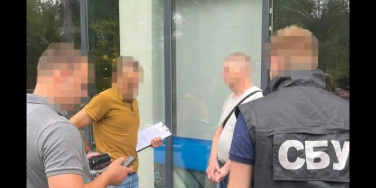 На Львівщині СБУ затримало ще одного “рятівника” ухилянтів