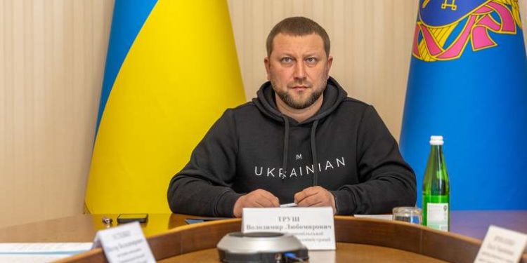 Володимир Труш у справі про хабар голови облради й двох своїх заступників проходить як свідок