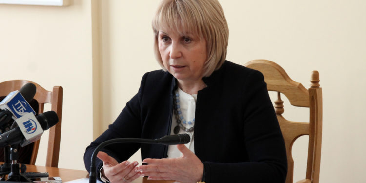 Петицію про відставку начальниці управління освіти Тернополя відхилили: авторка ініціативи не збирається здаватися