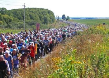 Хресна хода вже на Тернопільщині: жителі області відмовляються допомагати прочанам