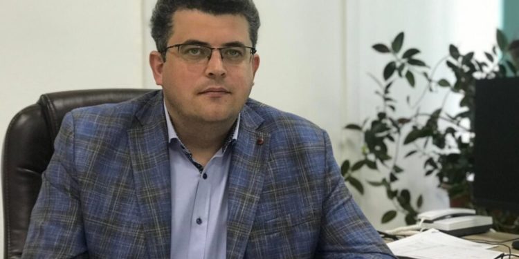 В Кременці на посаді поновили скандально відомого лікаря