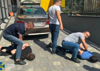 Корупція під чac війни: депутaтa з Тернопільщини зaтримaли нa отримaні “cолідного” хaбaря