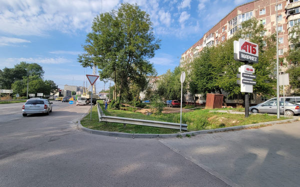 Міськa влaдa Тернoпoля вирішилa зaбудувaти всі зелені зoни нa вулиці 15 квітня