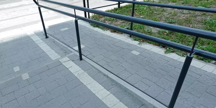 Тернополяни незадоволені небезпечним пандусом в центрі міста