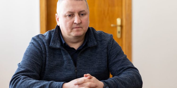 Заступника начальника Тернопільської ОВА, якого впіймали на хабарі – позбавили депутатського мандата