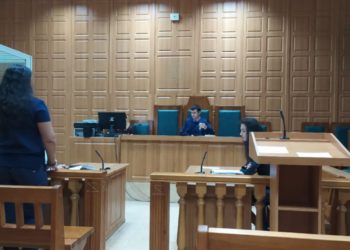 Почався судовий процес над викладачкою-хабарницею з Тернополя