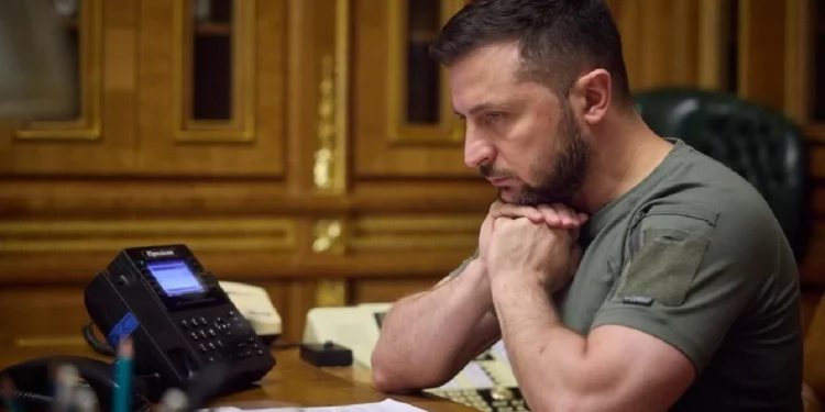 78% українців вважають Зеленського відповідальним за корупцію в країні