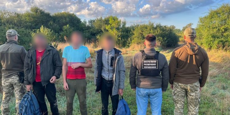 На кордоні знову затримали ухилянтів з Тернопільщини, які хотіли незаконно потрапити до Румунії